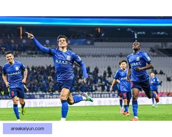 上海申花蓝色经典回归，球队状态持续提升引发期待